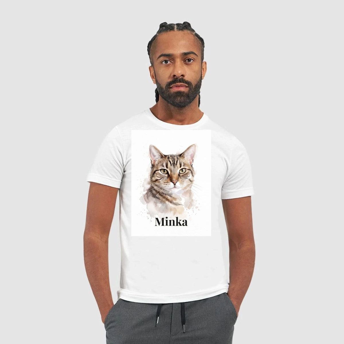 T-Shirt in Weiß mit Katzenportrait und Namen